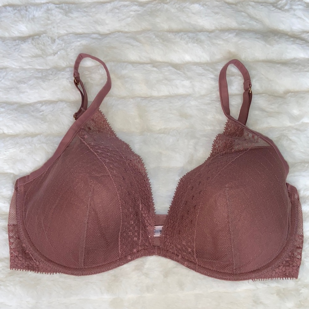 Incredible By VICTORIA'S SECRET VS Plunge Bra Underwired Lace Dusty Purple  34DD